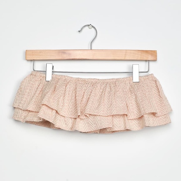 16. NWT Abryelle Pale Blush Embroidered Ruffle Tiered Strapless Crop Top - Picture 5 of 9